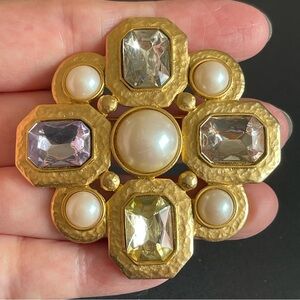 Vintage TAT signed faux Pearl brooch.